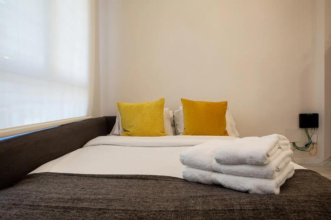 Apartamento Charming Ribera Del Manzanares Madrid Exterior foto
